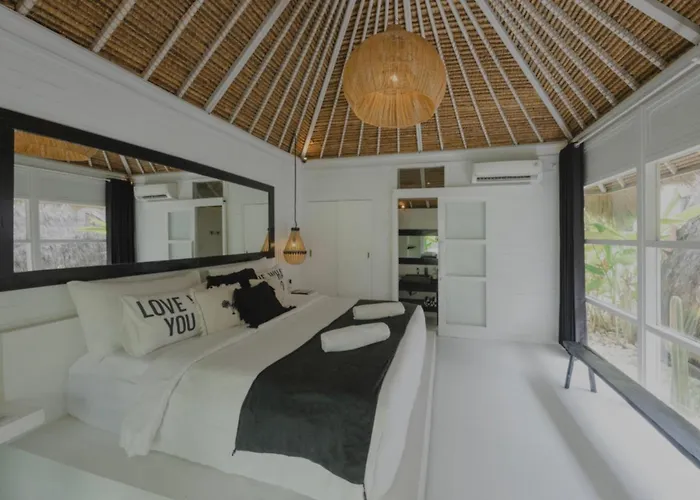 White Palm Uluwatu - Wellness & Recovery Retreat - 2 Min Walk To Balangan Jimbaran