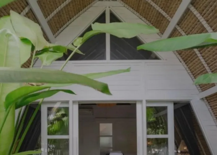 Hotel White Palm Uluwatu - Wellness & Recovery Retreat - 2 Min Walk To Balangan Jimbaran
