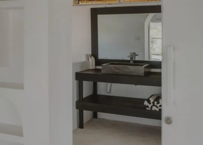 White Palm Uluwatu - Wellness & Recovery Retreat - 2 Min Walk To Balangan