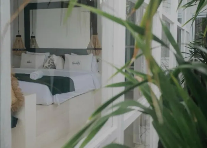White Palm Uluwatu - Wellness & Recovery Retreat - 2 Min Walk To Balangan Hotel 4*